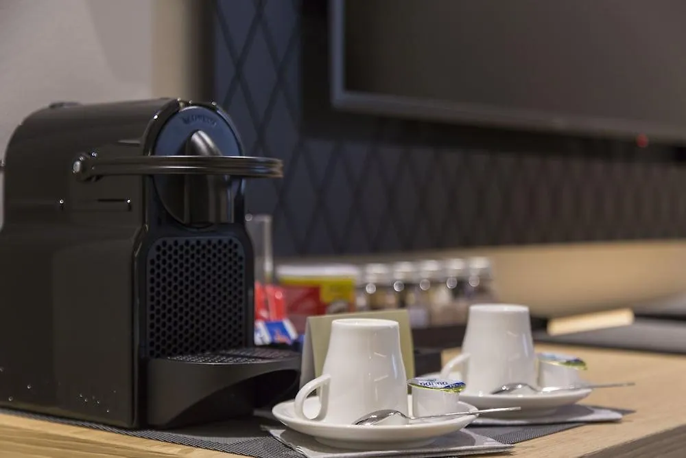 Savona 18 Suites Milan Hotel