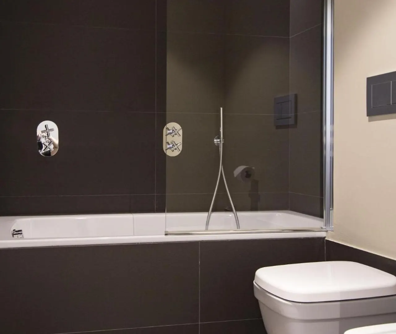 Savona 18 Suites Milano 4*,  Italien