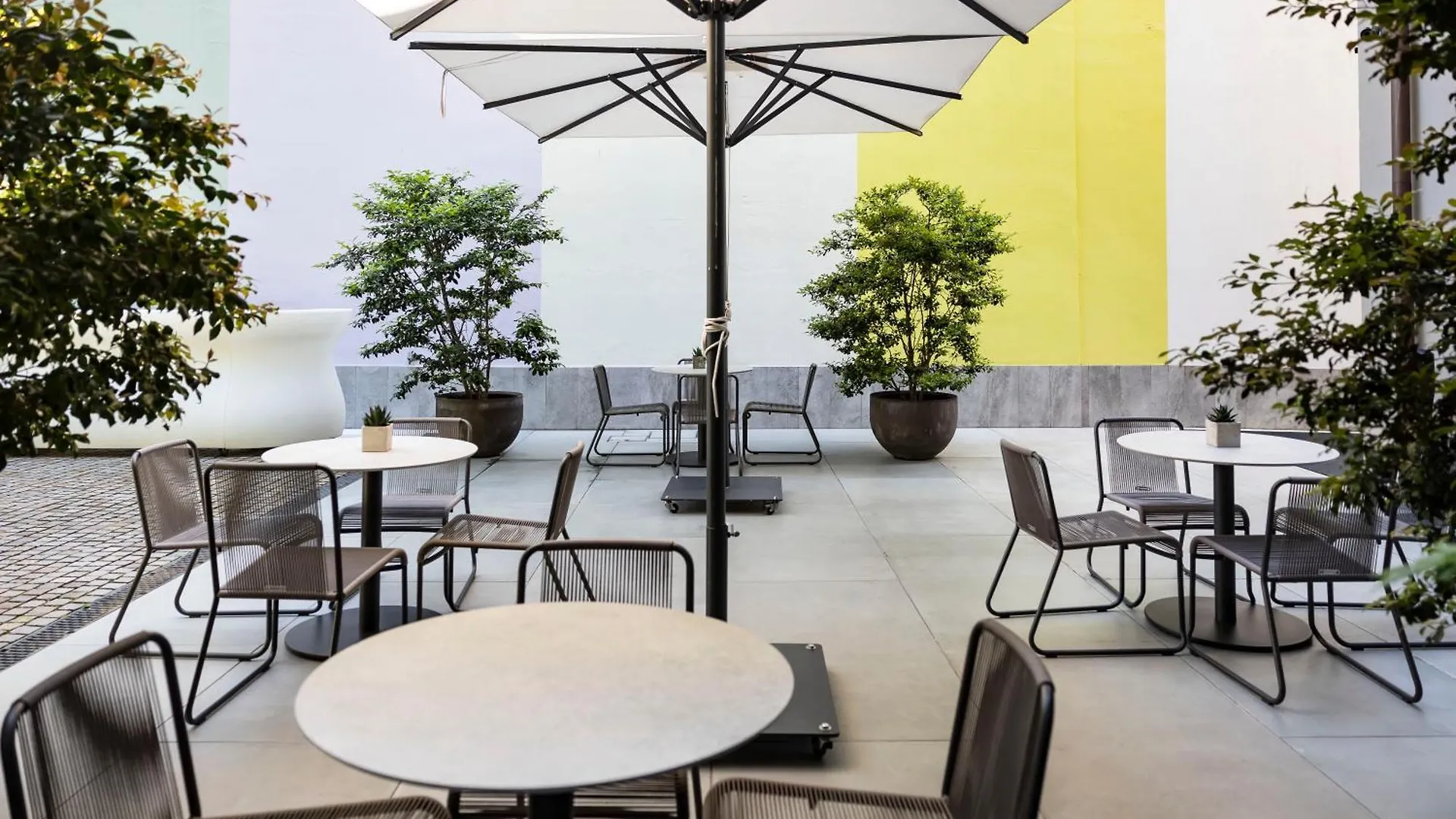 Savona 18 Suites Milão Itália